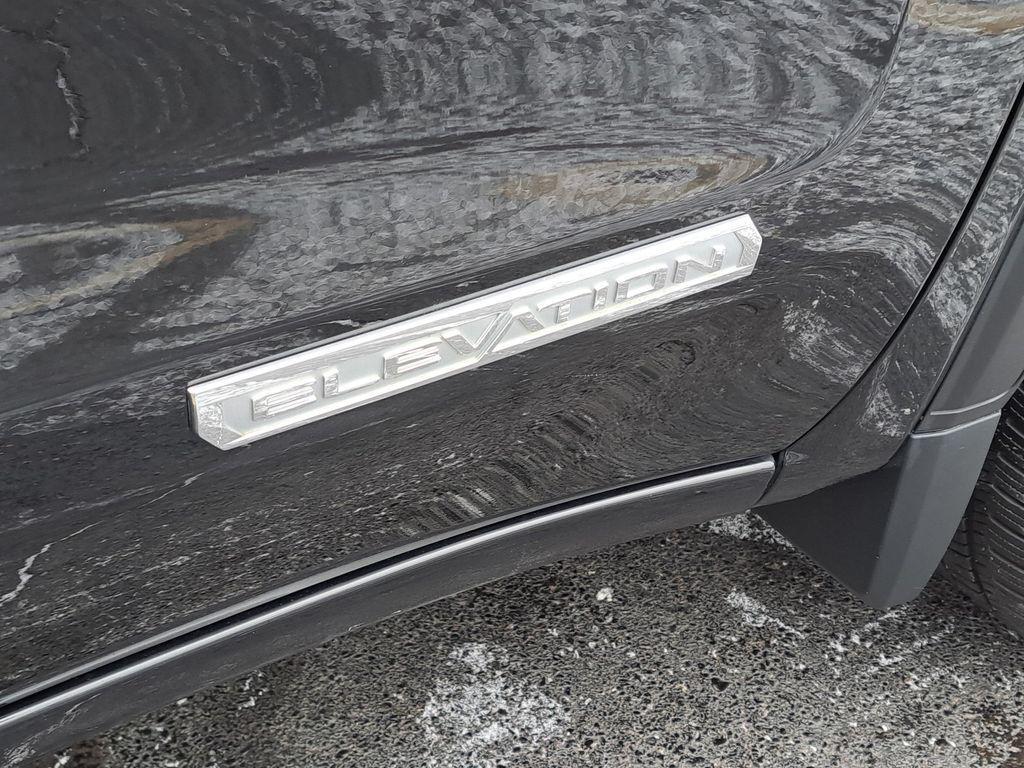 used 2024 GMC Sierra 1500 car, priced at $35,000