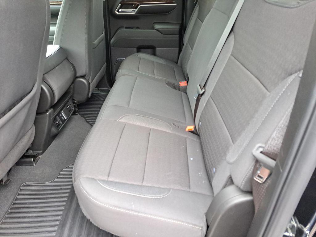 used 2024 GMC Sierra 1500 car, priced at $35,000