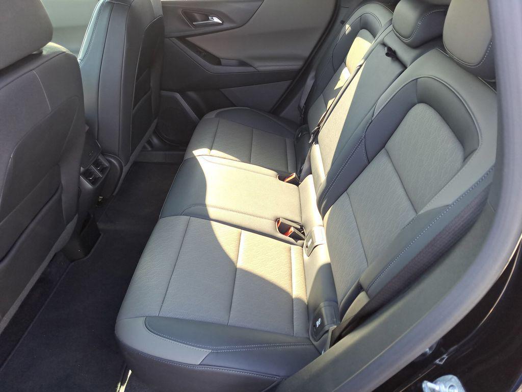 used 2025 Chevrolet Equinox car, priced at $25,000