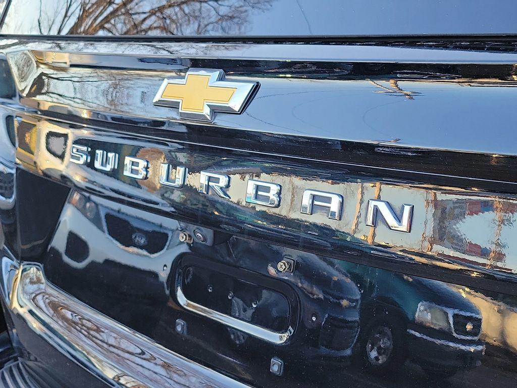 used 2025 Chevrolet Suburban car, priced at $56,000