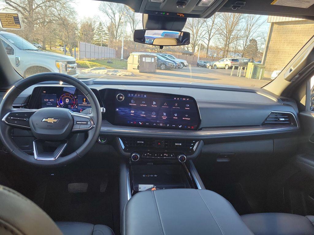 used 2025 Chevrolet Suburban car, priced at $56,000