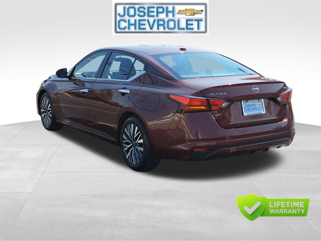 used 2023 Nissan Altima car, priced at $17,000
