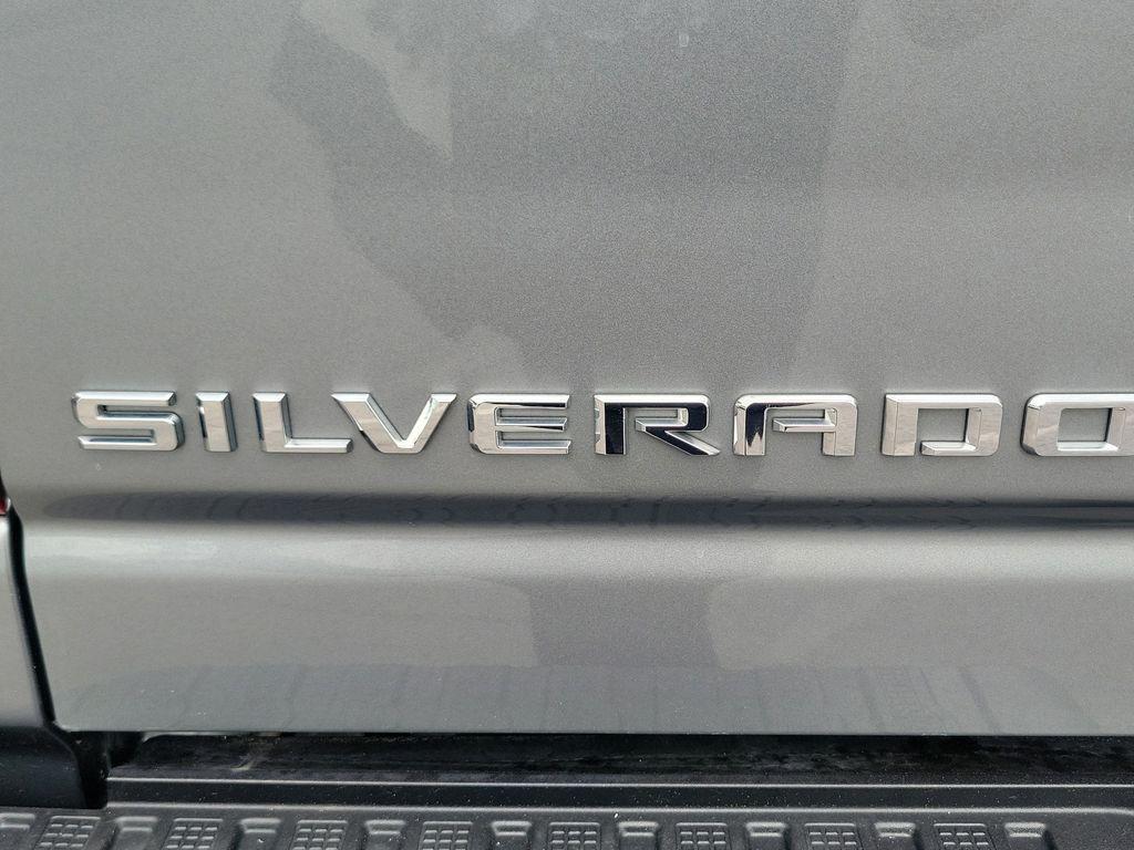 used 2025 Chevrolet Silverado 2500 car, priced at $56,000