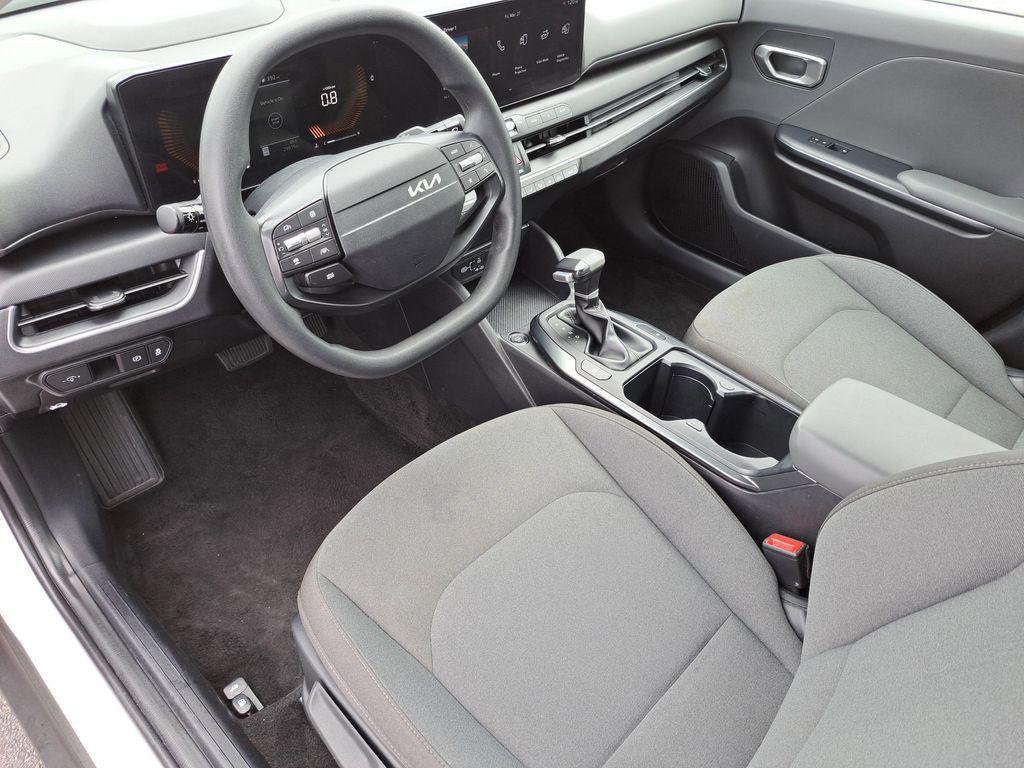 used 2025 Kia K4 car, priced at $20,000