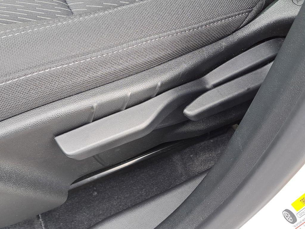 used 2025 Chevrolet Equinox car, priced at $25,000