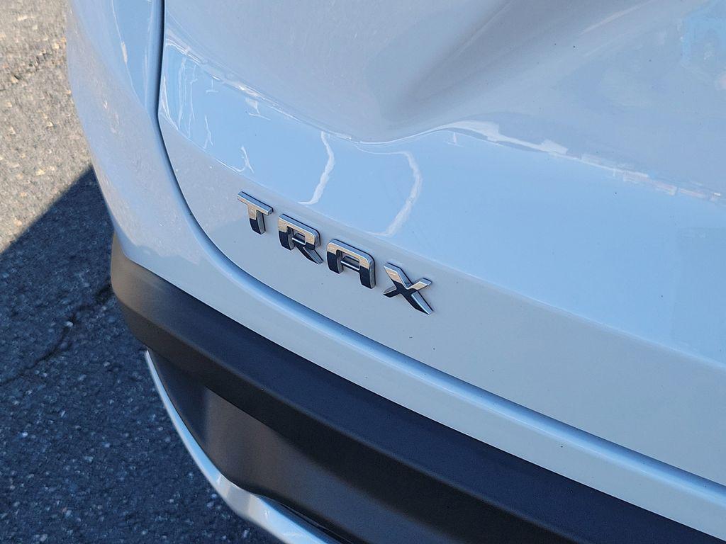 used 2025 Chevrolet Trax car, priced at $21,000