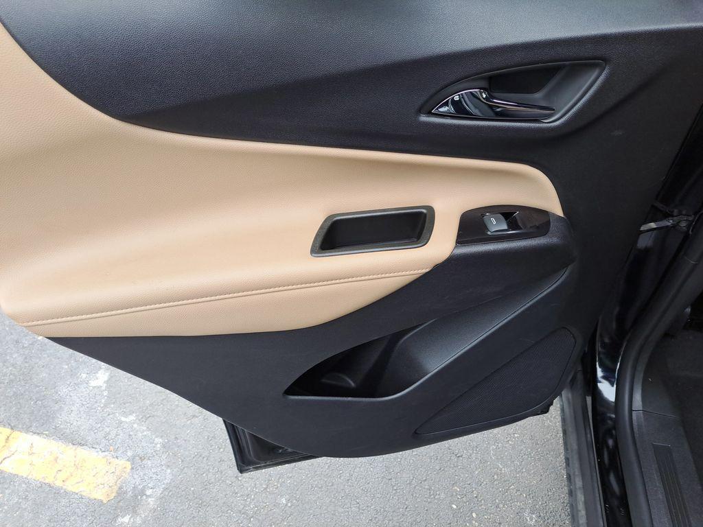 used 2023 Chevrolet Equinox car, priced at $24,000