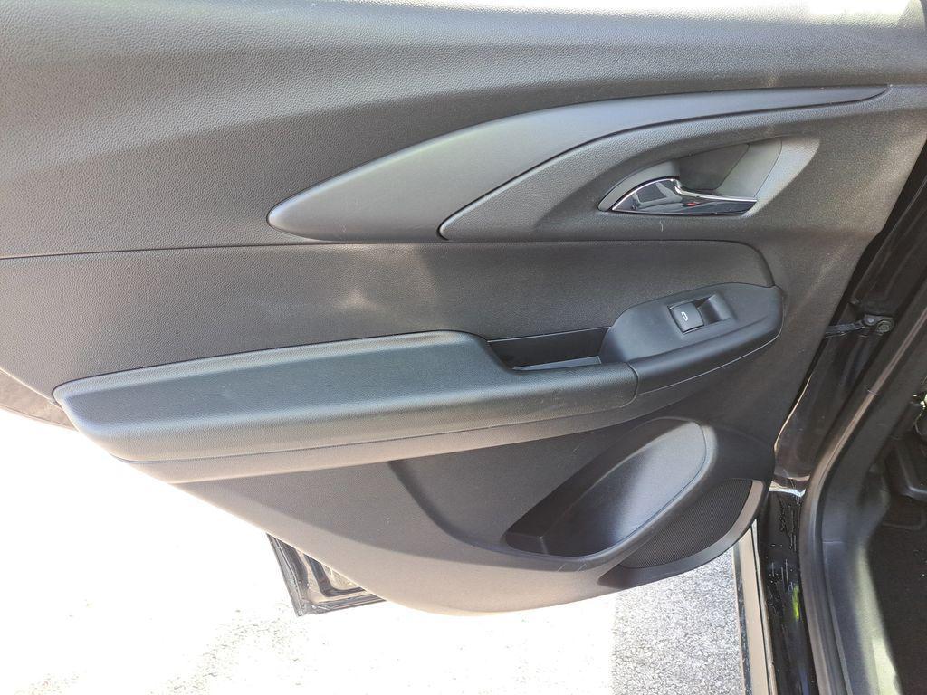 used 2025 Chevrolet TrailBlazer car, priced at $21,000