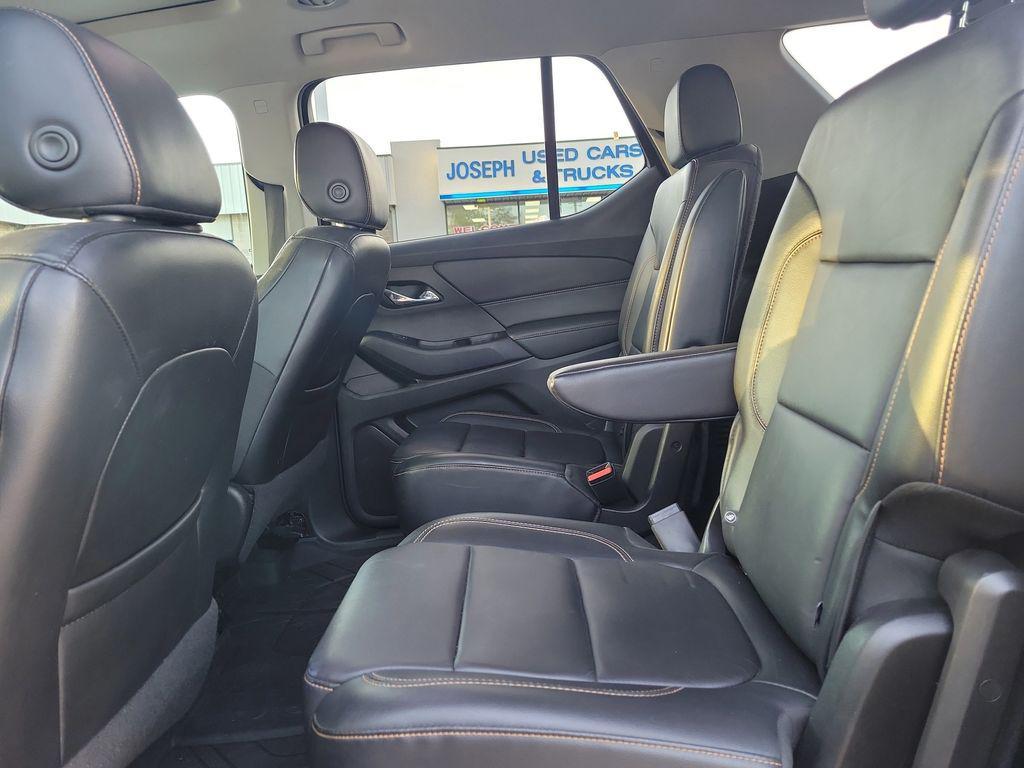 used 2019 Chevrolet Traverse car, priced at $20,000