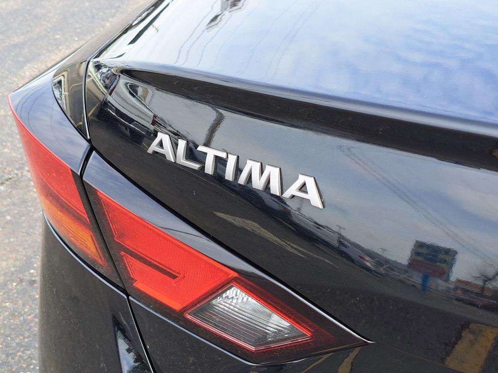 used 2023 Nissan Altima car, priced at $17,000