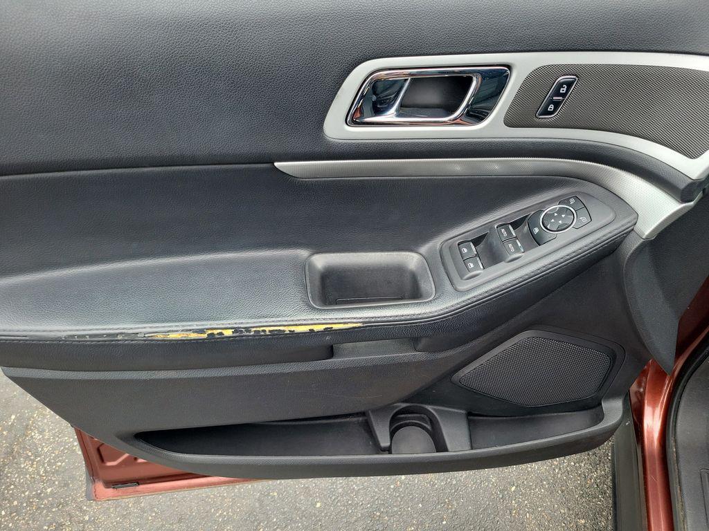 used 2015 Ford Explorer car, priced at $6,500