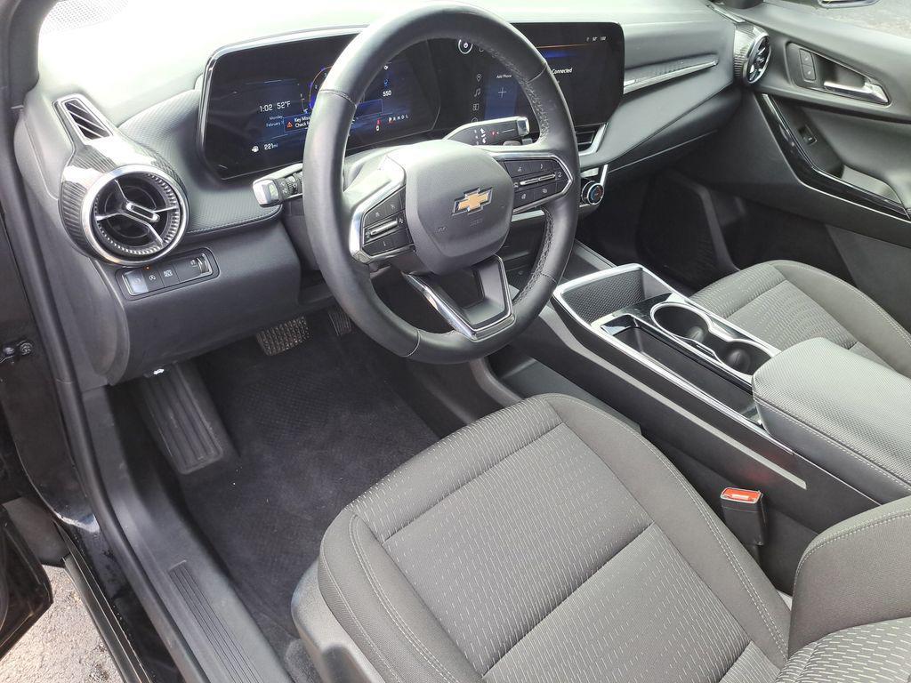 used 2025 Chevrolet Equinox car, priced at $25,000