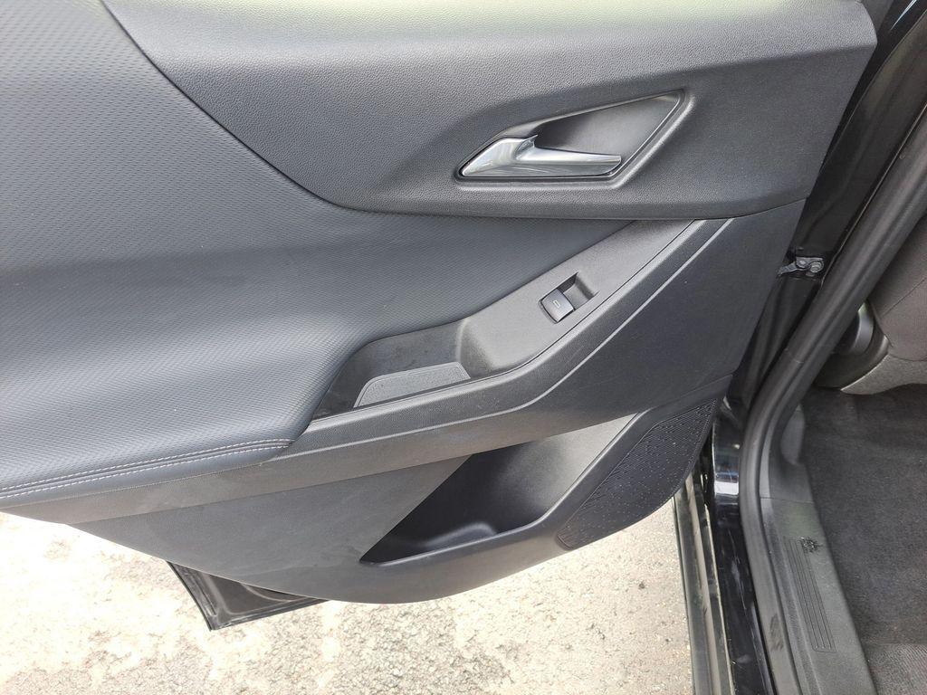 used 2025 Chevrolet Equinox car, priced at $25,000