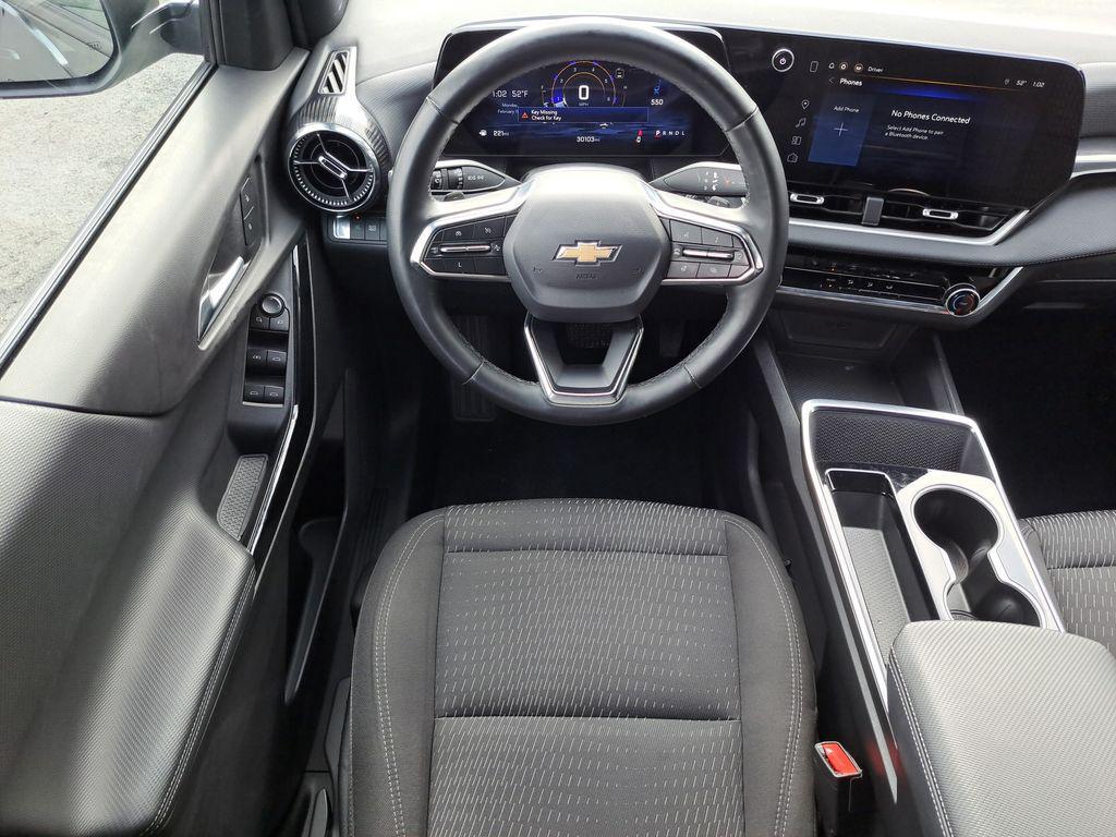 used 2025 Chevrolet Equinox car, priced at $25,000