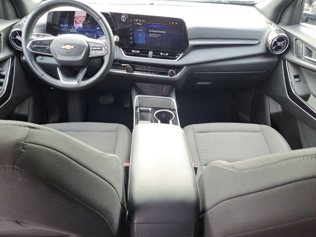 used 2025 Chevrolet Equinox car, priced at $25,000