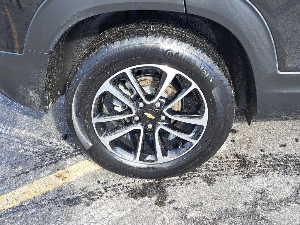 used 2025 Chevrolet TrailBlazer car, priced at $20,500