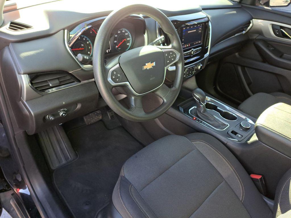 used 2021 Chevrolet Traverse car, priced at $17,500