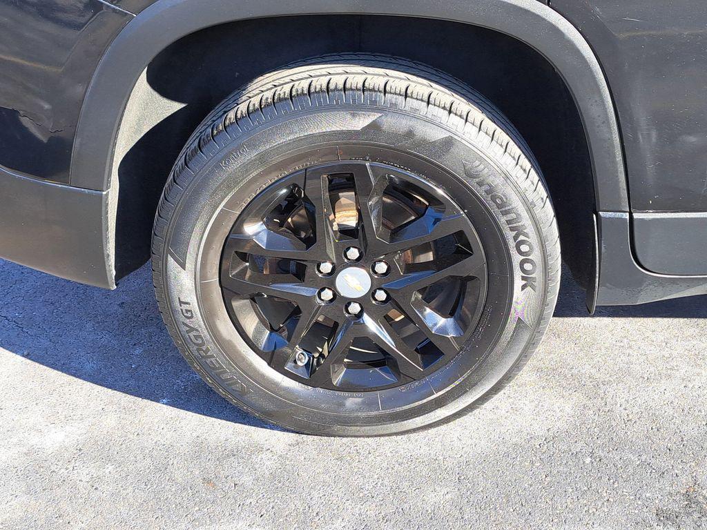 used 2021 Chevrolet Traverse car, priced at $17,500