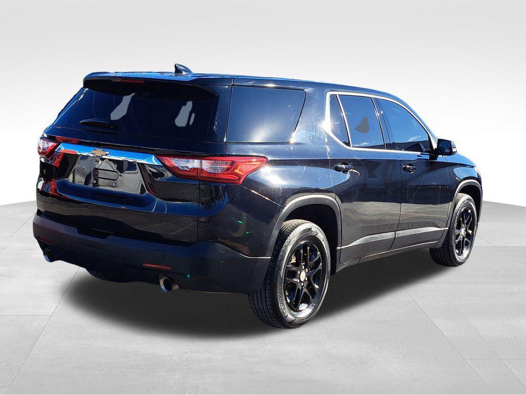 used 2021 Chevrolet Traverse car, priced at $17,500