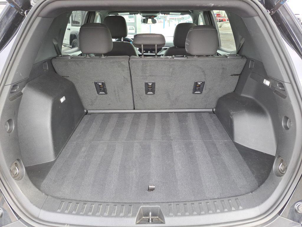 used 2025 Chevrolet Equinox car, priced at $25,000