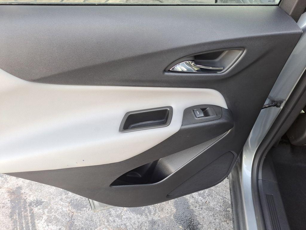 used 2023 Chevrolet Equinox car, priced at $18,500