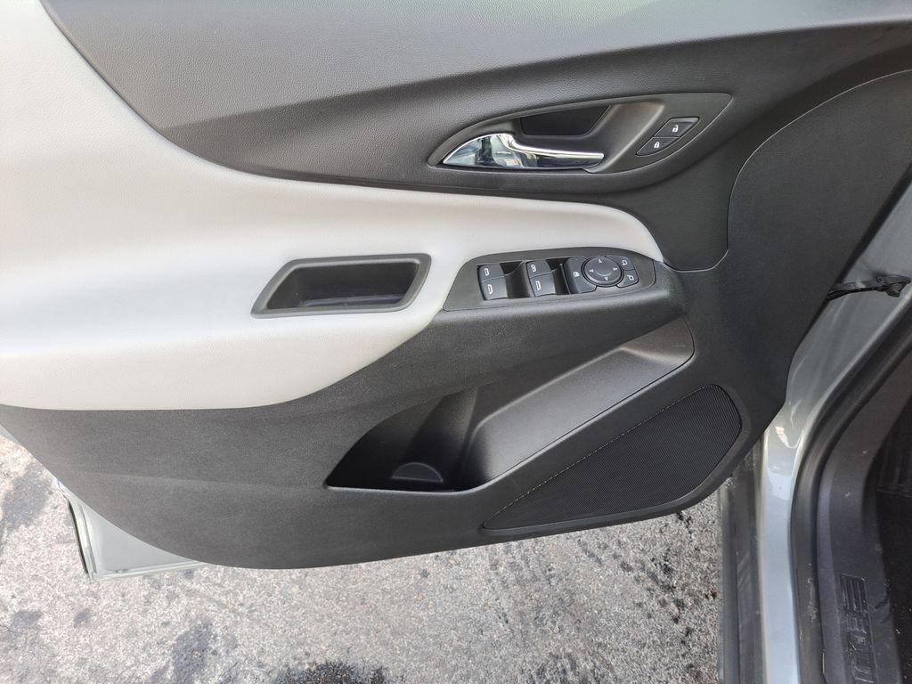 used 2023 Chevrolet Equinox car, priced at $18,500