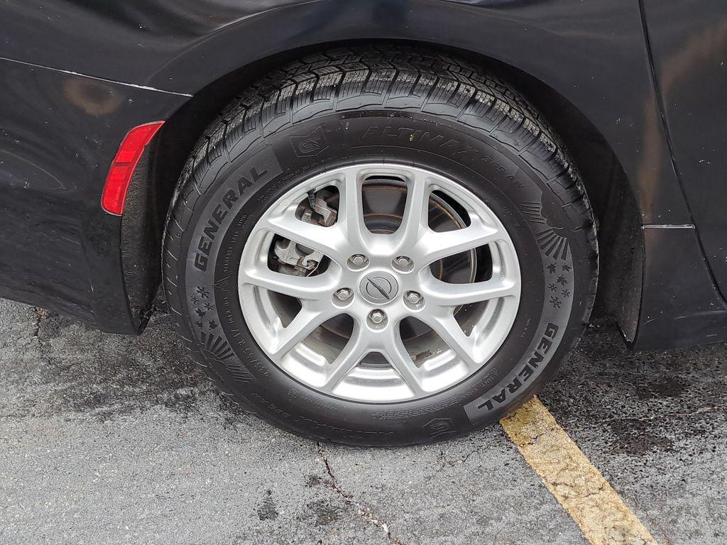 used 2022 Chrysler Pacifica car, priced at $18,500