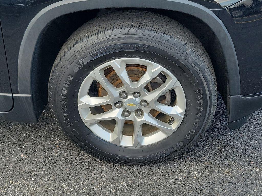 used 2018 Chevrolet Traverse car, priced at $12,000
