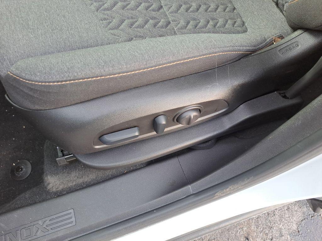 used 2023 Chevrolet Equinox car, priced at $21,000