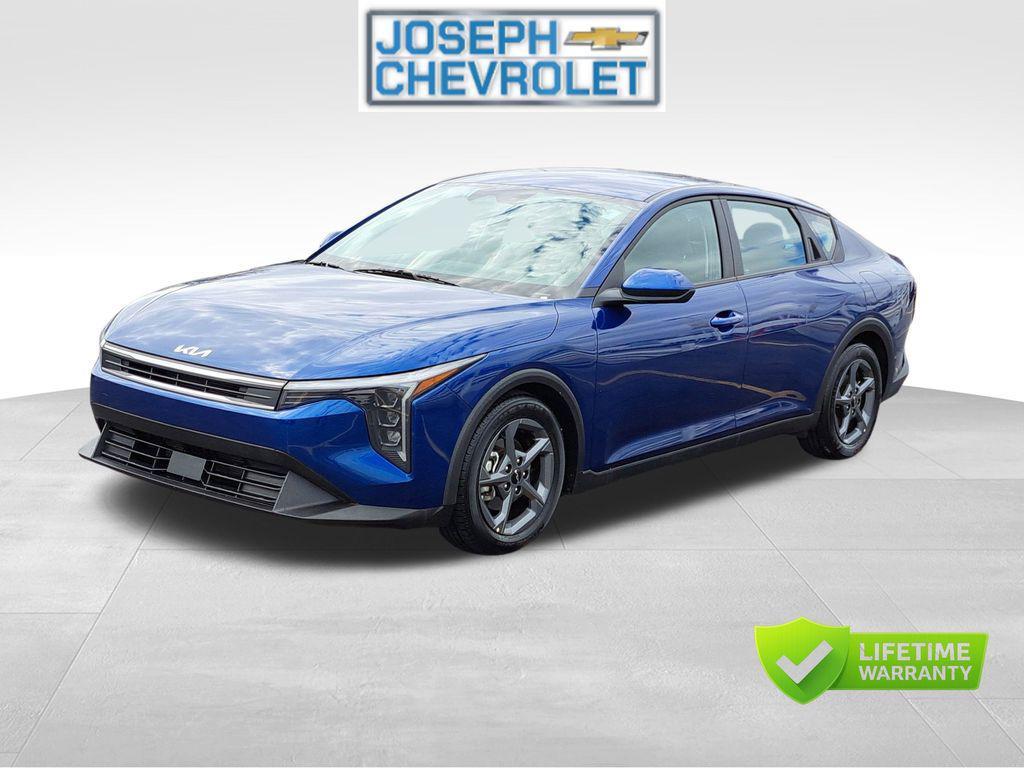 used 2025 Kia K4 car, priced at $20,000