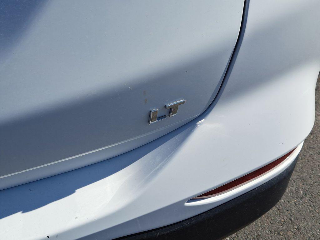 used 2023 Chevrolet Equinox car, priced at $20,500