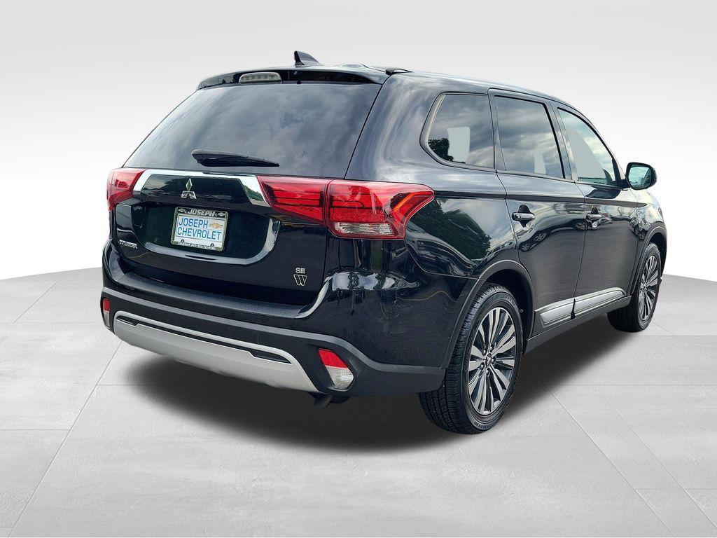 used 2020 Mitsubishi Outlander car, priced at $14,000
