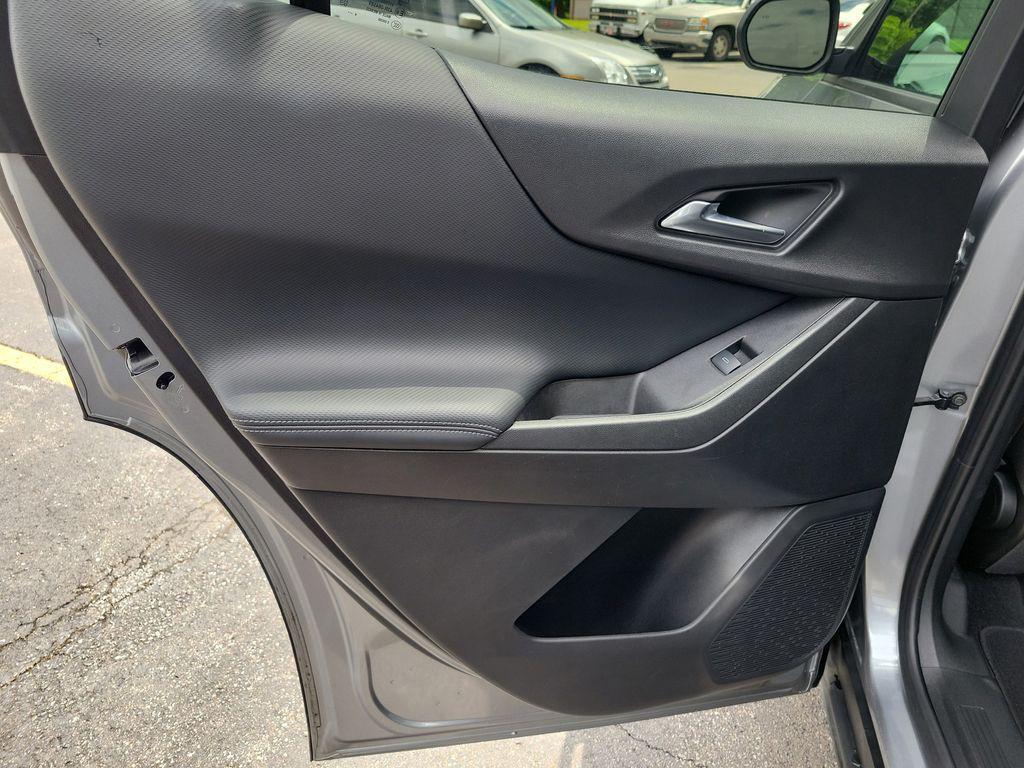 used 2025 Chevrolet Equinox car, priced at $24,000