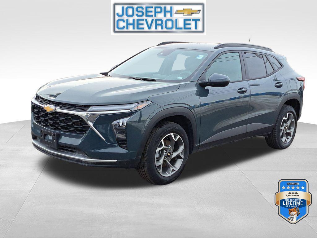 used 2025 Chevrolet Trax car, priced at $19,000