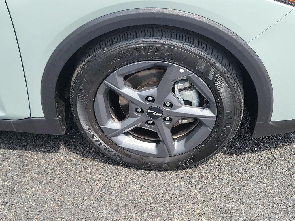 used 2025 Kia K4 car, priced at $19,500