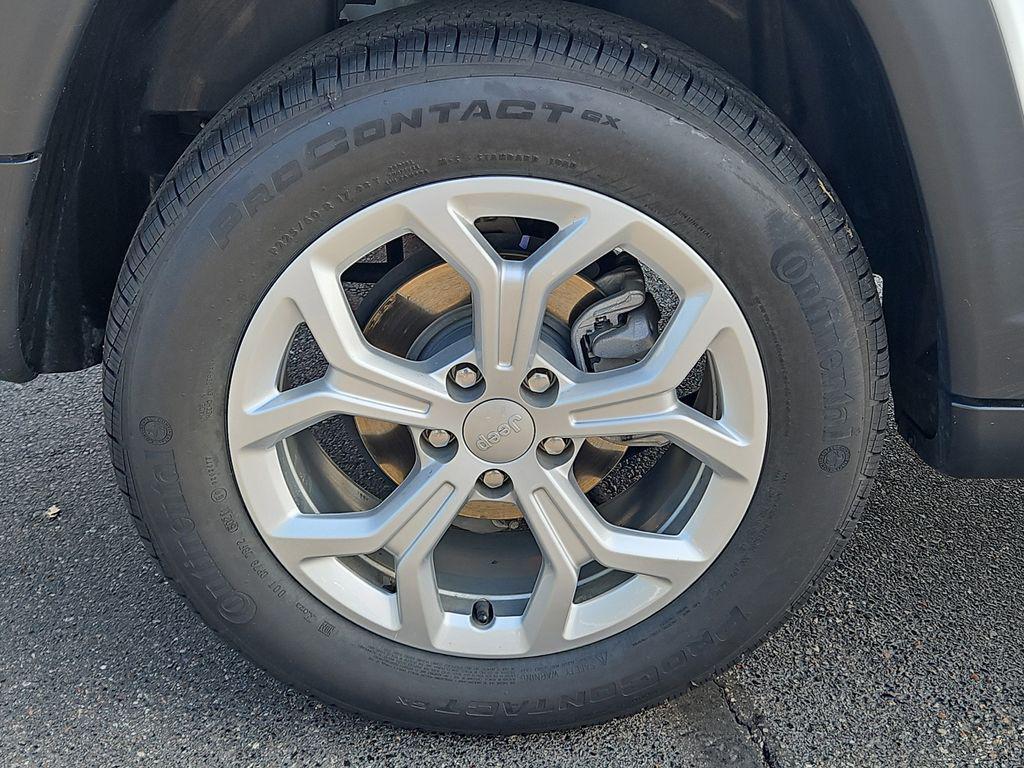 used 2024 Jeep Compass car, priced at $18,500