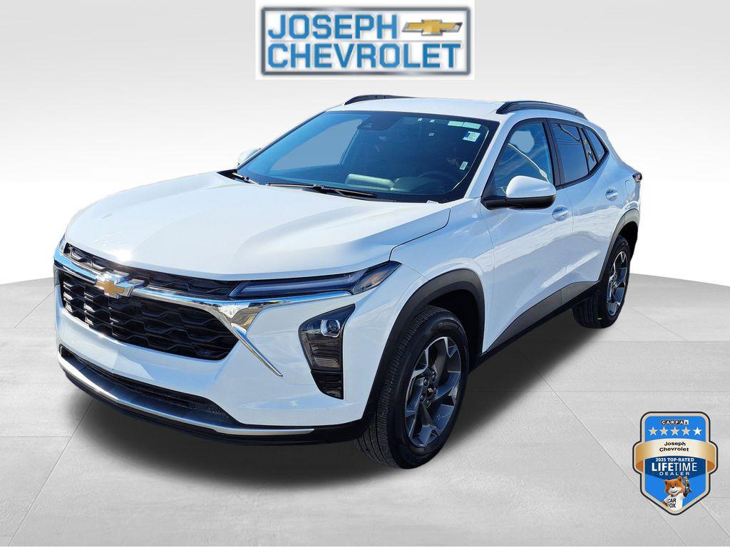 used 2025 Chevrolet Trax car, priced at $20,000