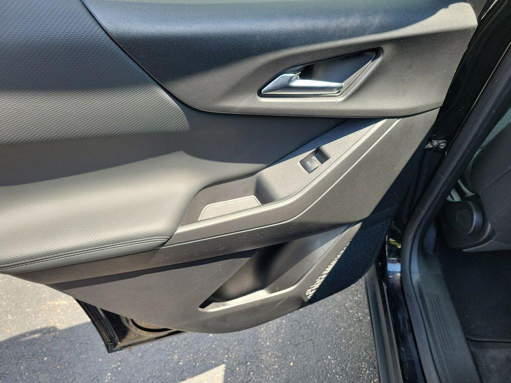 used 2025 Chevrolet Equinox car, priced at $23,500