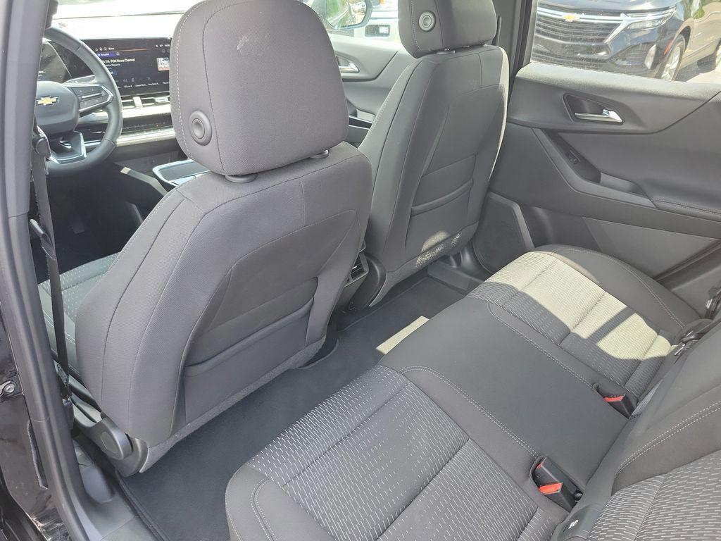 used 2025 Chevrolet Equinox car, priced at $23,500