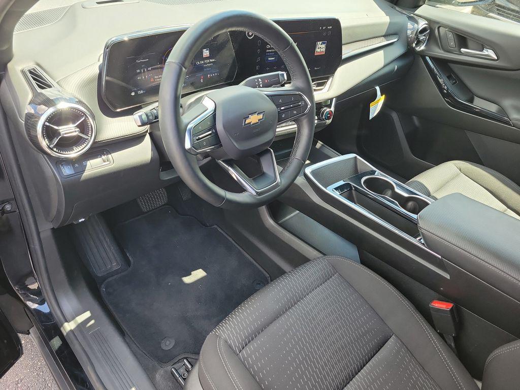 used 2025 Chevrolet Equinox car, priced at $23,500