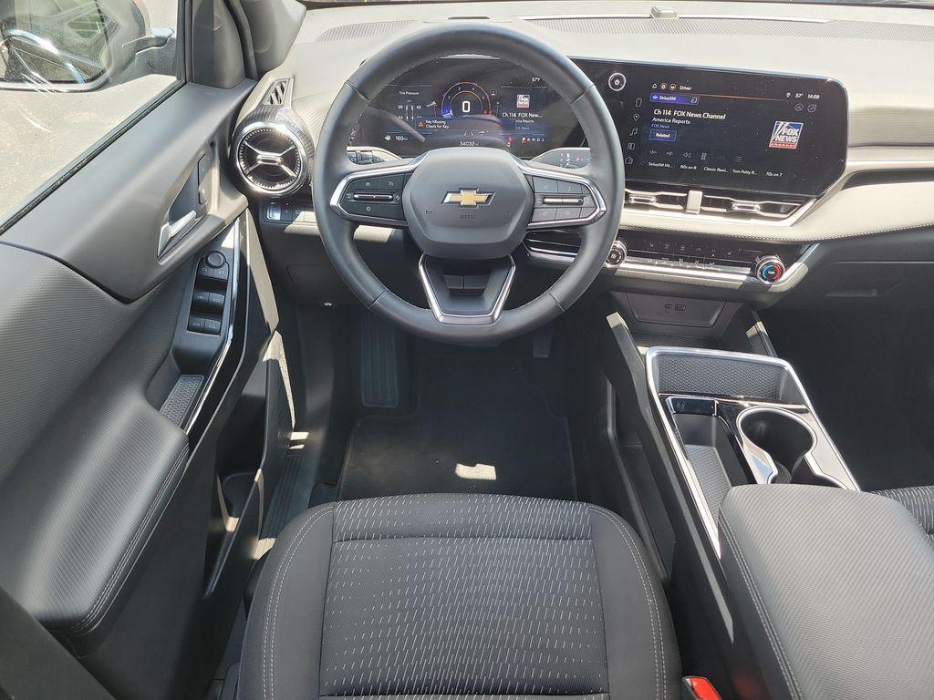 used 2025 Chevrolet Equinox car, priced at $23,500