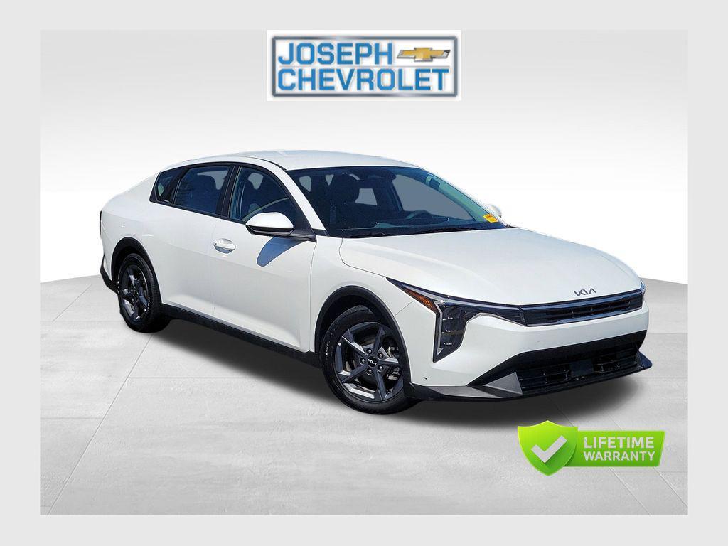 used 2025 Kia K4 car, priced at $19,500