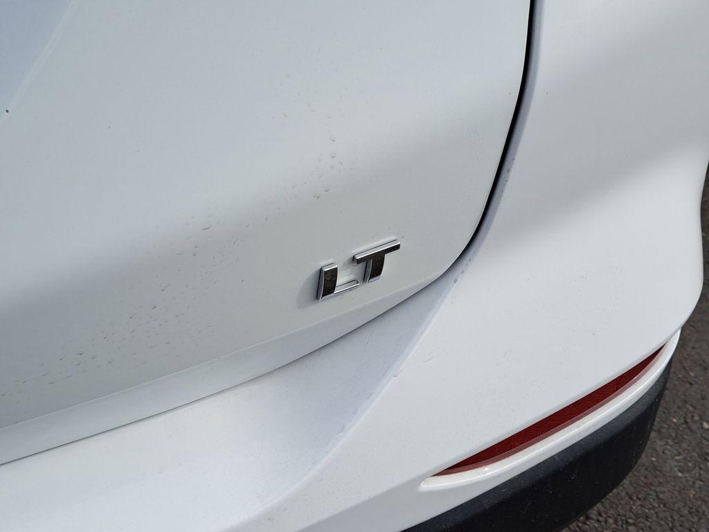 used 2024 Chevrolet Equinox car, priced at $21,500