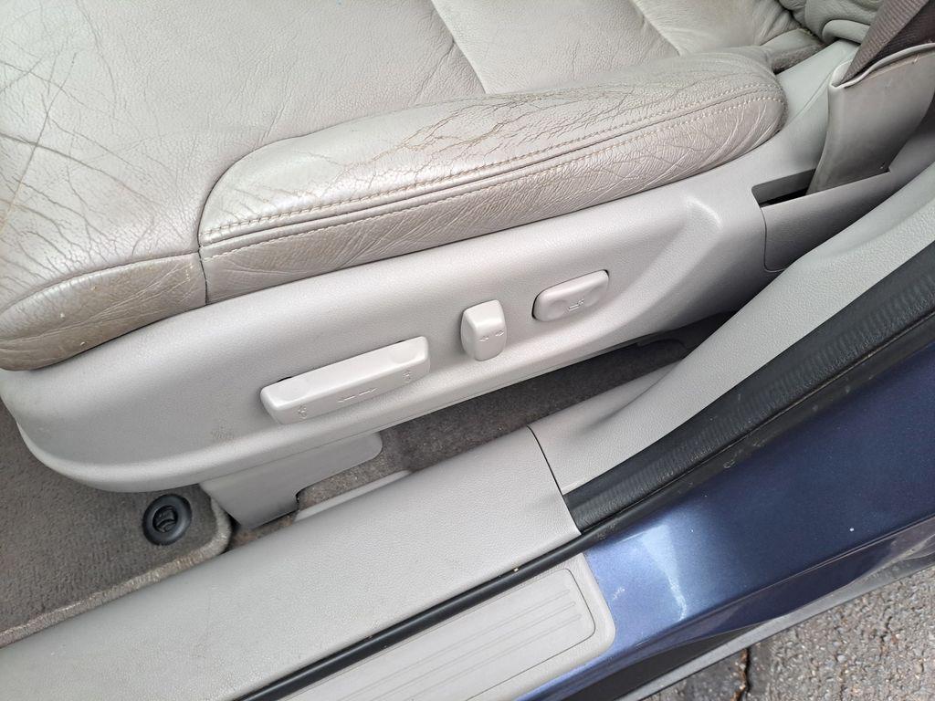 used 2013 Honda CR-V car, priced at $10,500