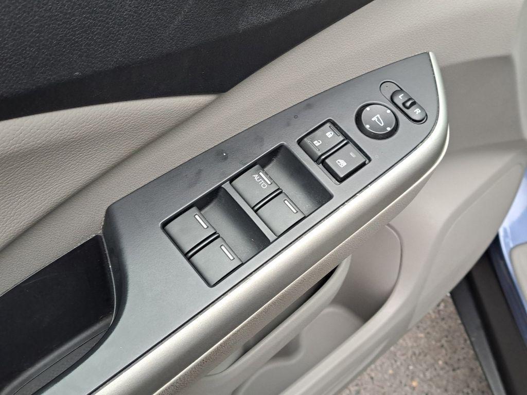 used 2013 Honda CR-V car, priced at $10,500