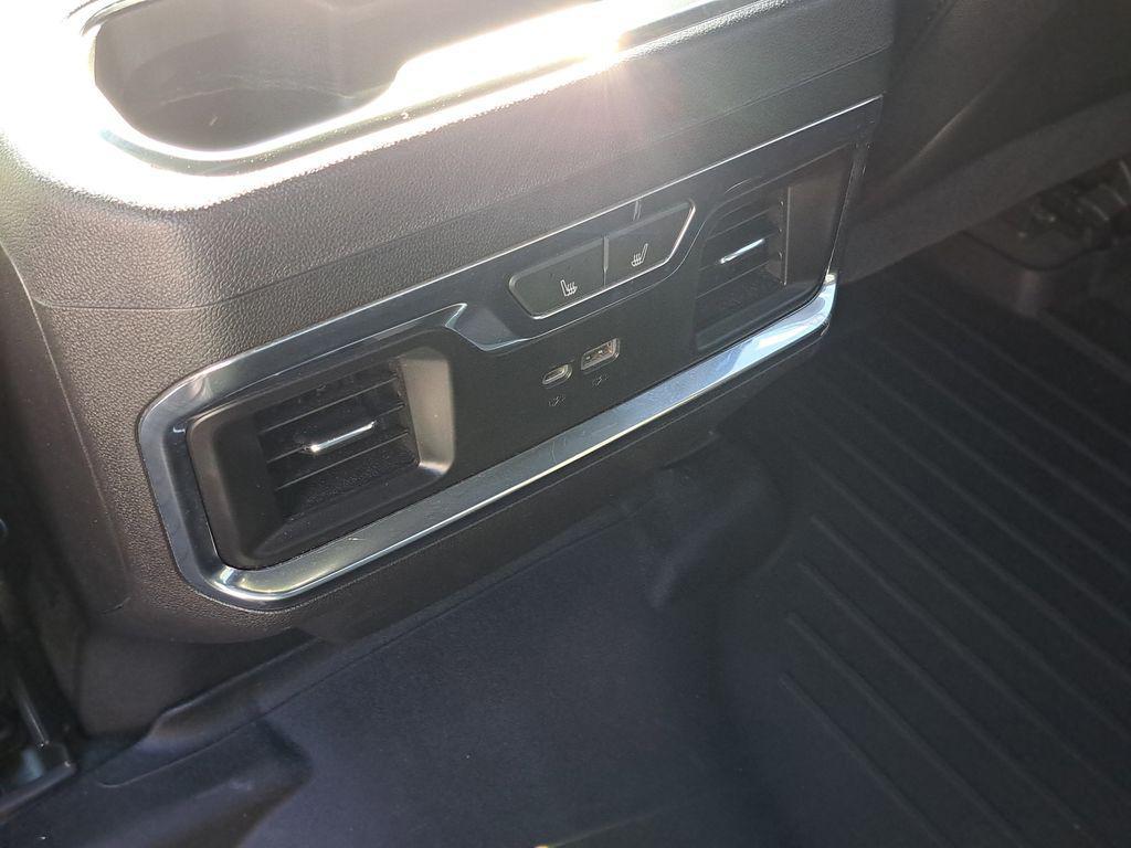 used 2022 Chevrolet Silverado 1500 car, priced at $36,000