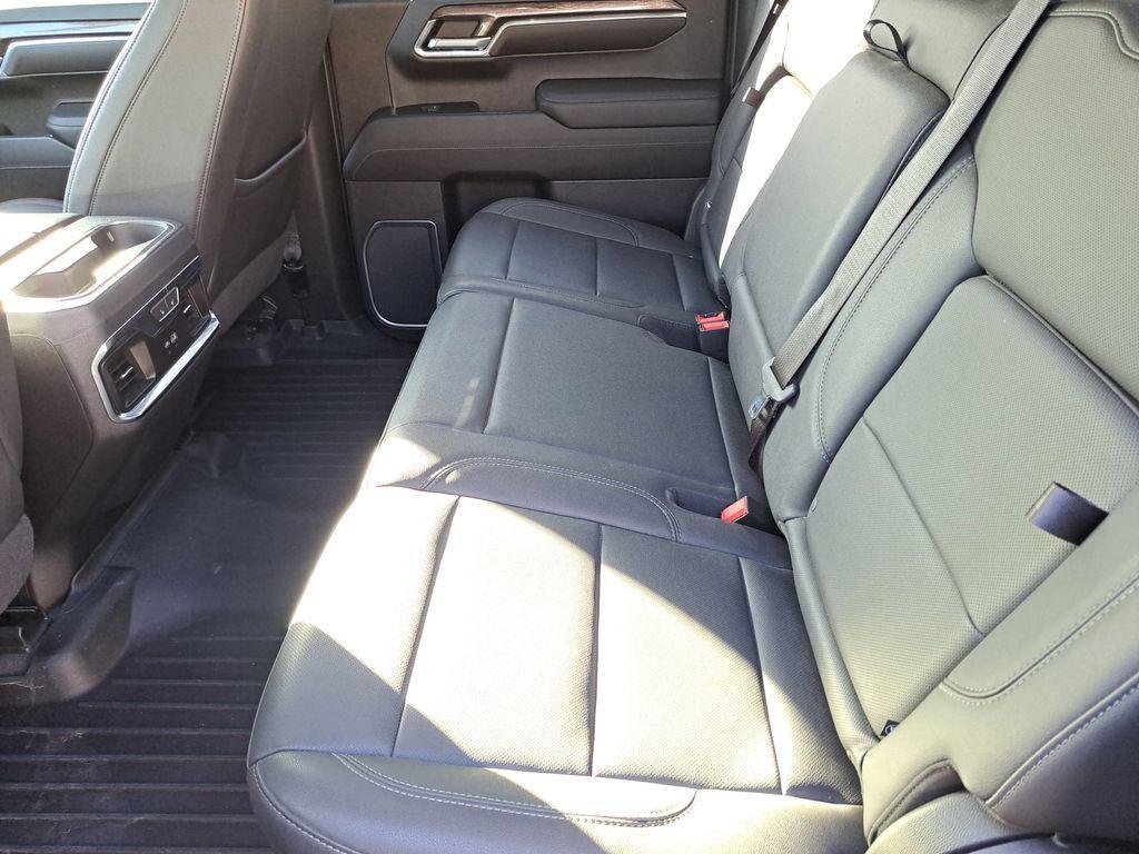 used 2022 Chevrolet Silverado 1500 car, priced at $36,000