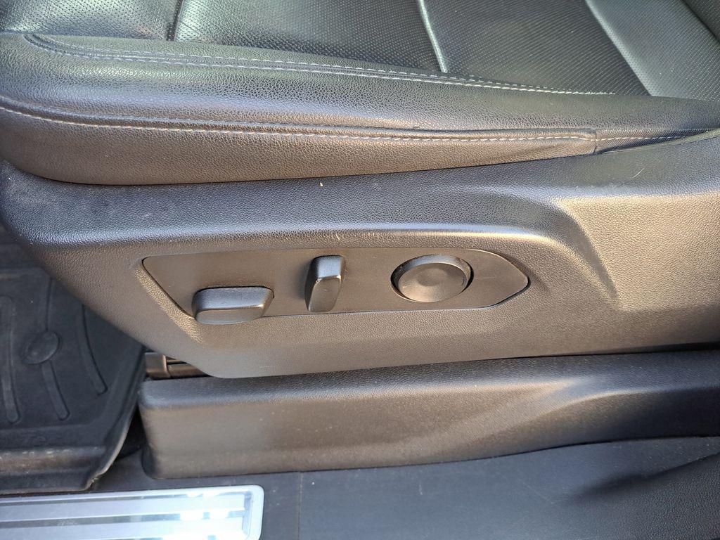 used 2022 Chevrolet Silverado 1500 car, priced at $36,000