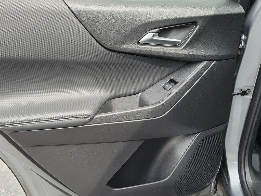 used 2025 Chevrolet Equinox car, priced at $24,500