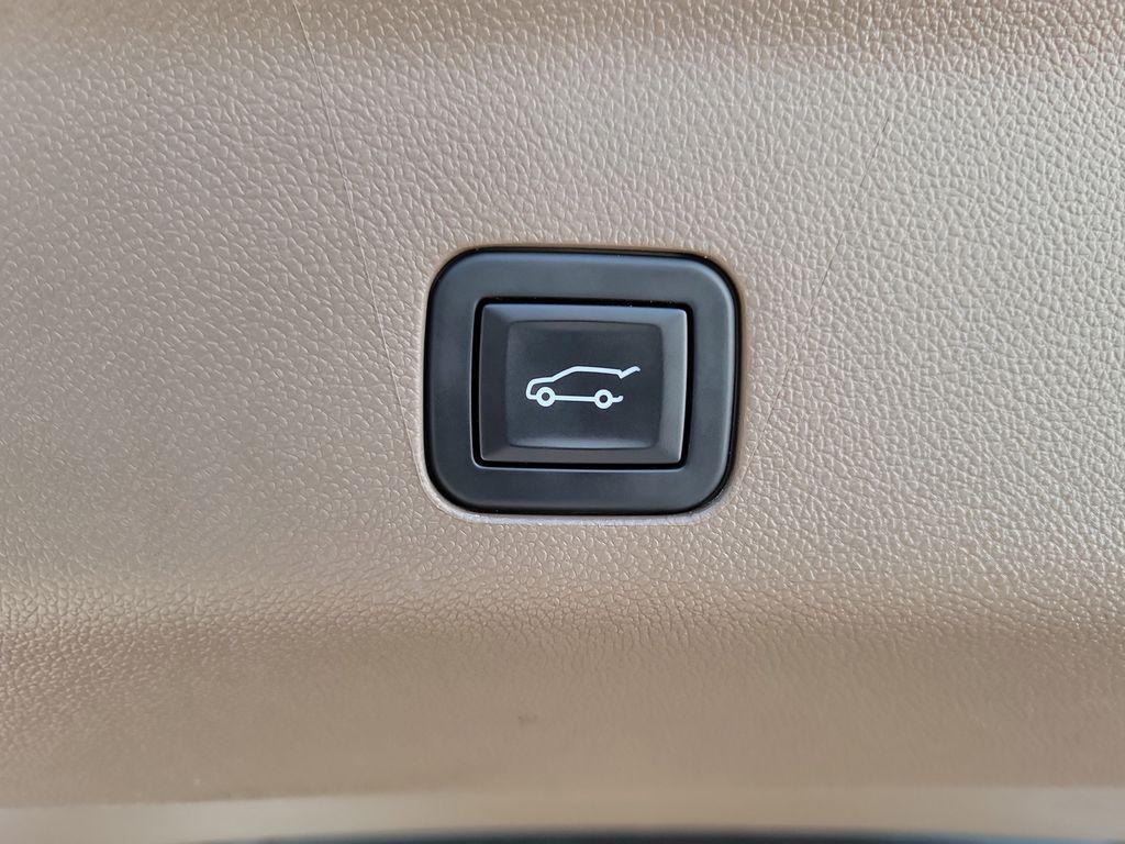 used 2024 GMC Yukon car, priced at $68,000